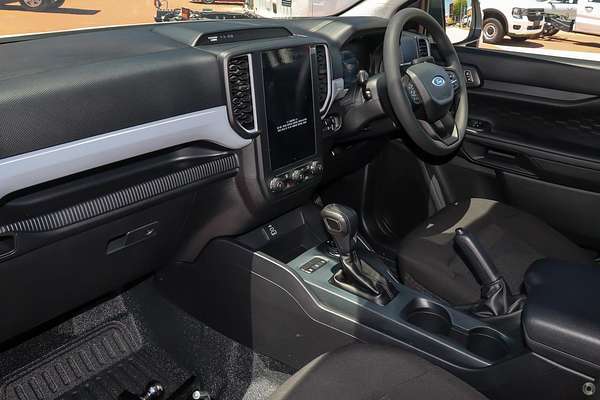 2025 Ford Ranger XL 4X4 2.0L