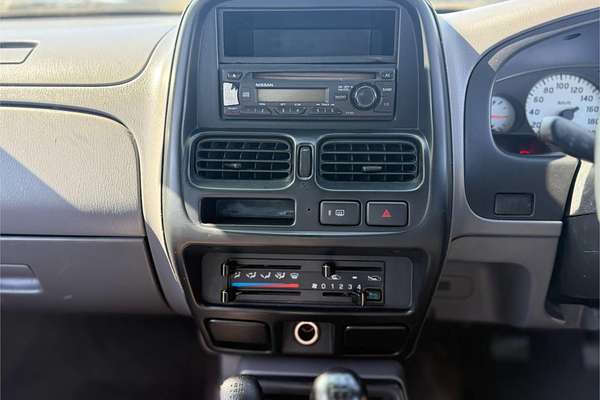 2003 Nissan Navara ST-R D22 4X4