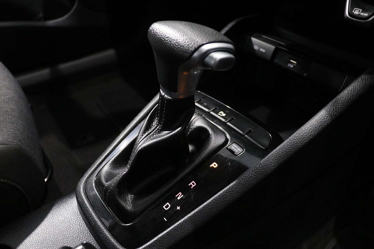 2021 Kia Stonic S YB