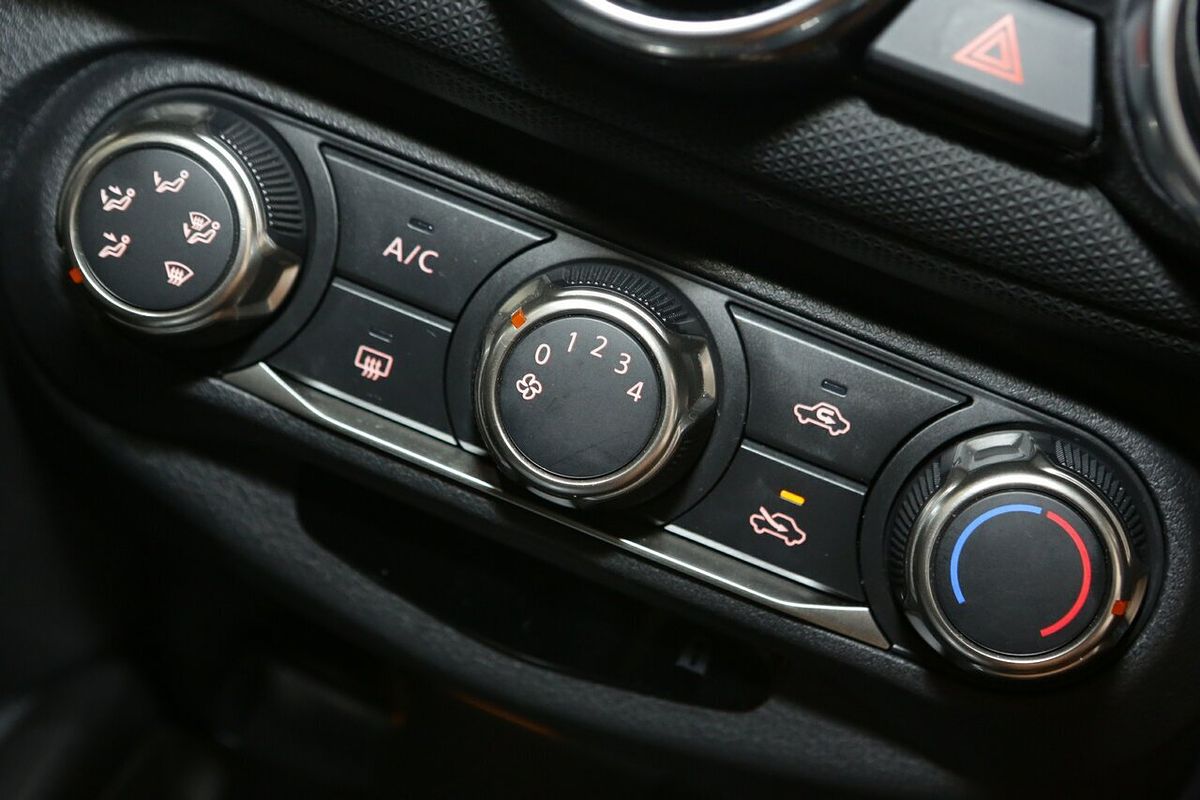2021 Nissan JUKE ST F16