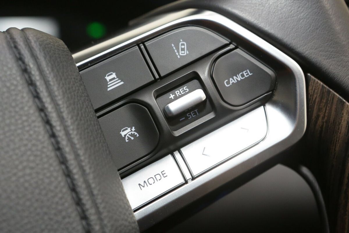 2024 Toyota Landcruiser VX FJA300R