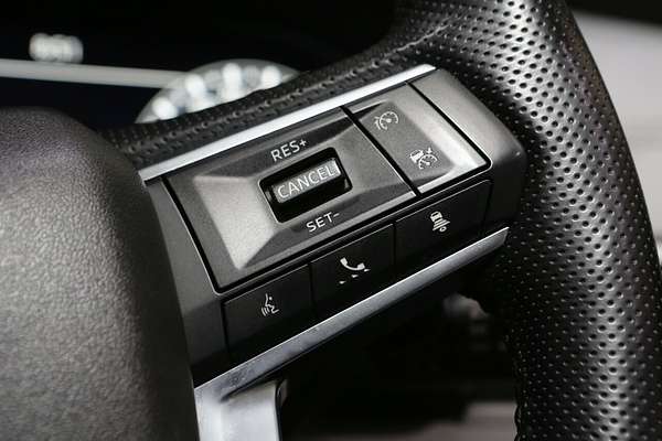 2022 Mitsubishi Outlander Exceed ZM