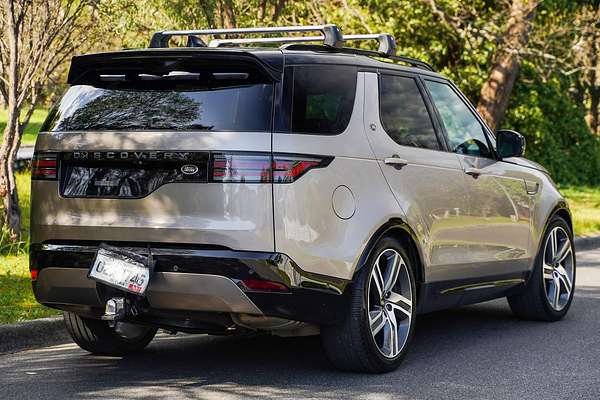 2023 Land Rover Discovery P360 Dynamic HSE Series 5