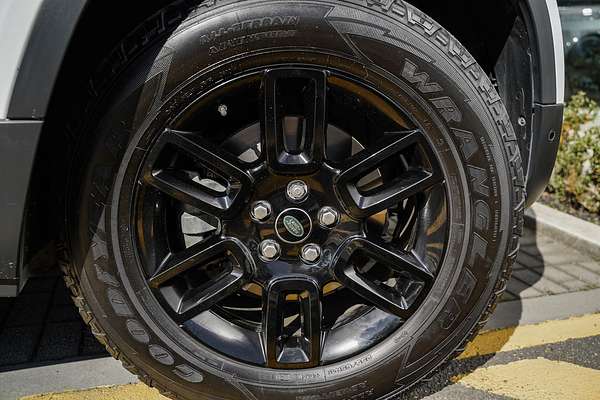 2020 Land Rover Defender 110 D240 SE L663