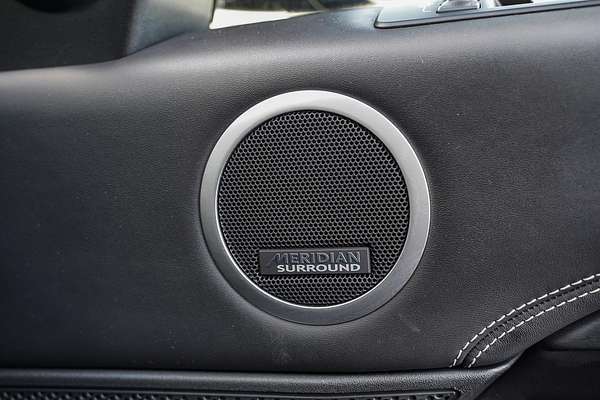 2023 Land Rover Discovery P360 Dynamic HSE Series 5