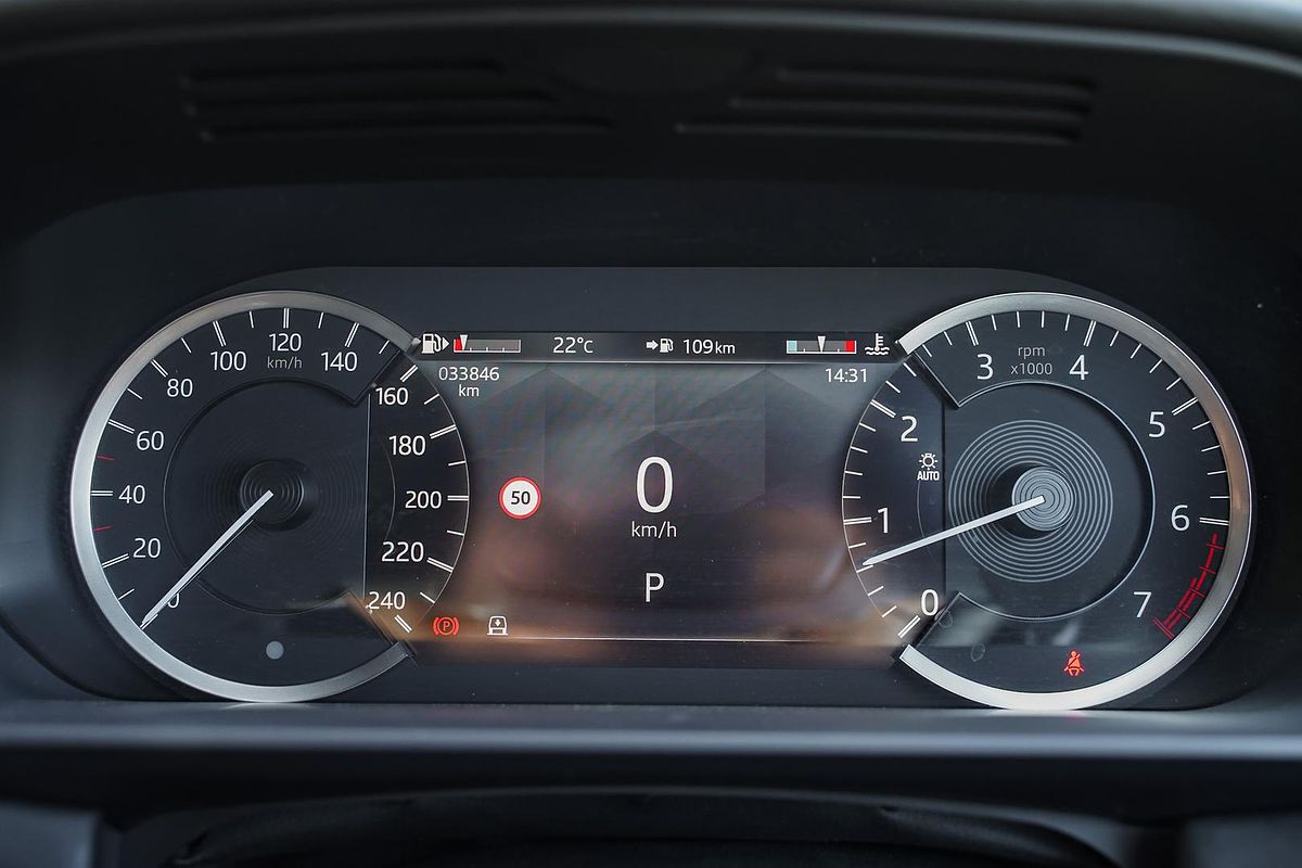 2023 Land Rover Discovery P360 Dynamic HSE Series 5