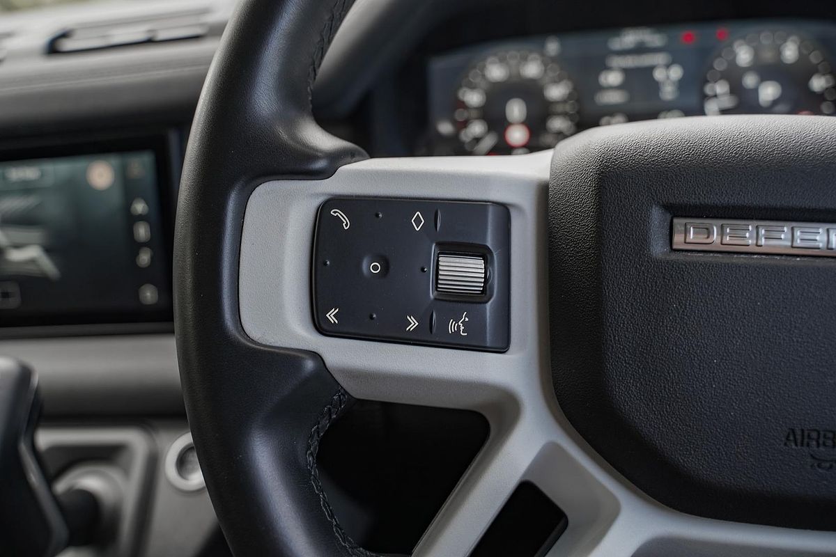 2020 Land Rover Defender 110 D240 SE L663