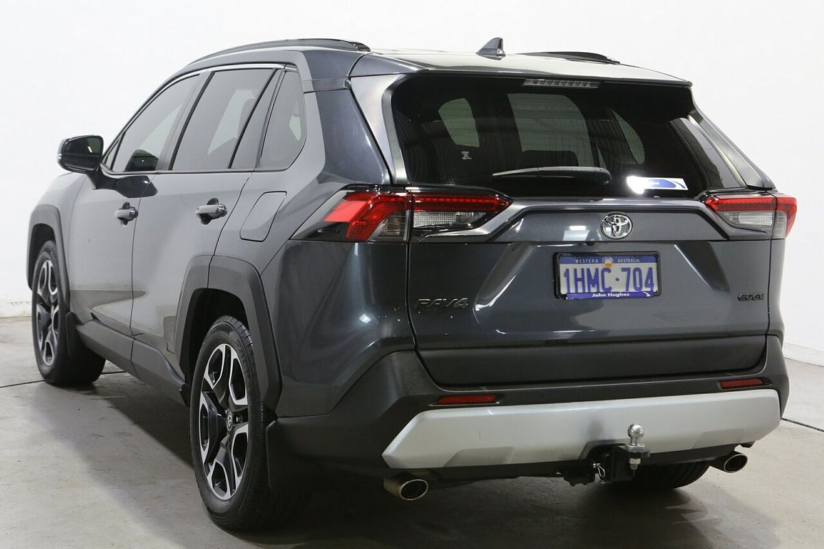 2020 Toyota RAV4 Edge AXAA54R