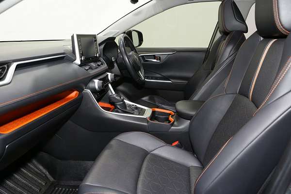2020 Toyota RAV4 Edge AXAA54R