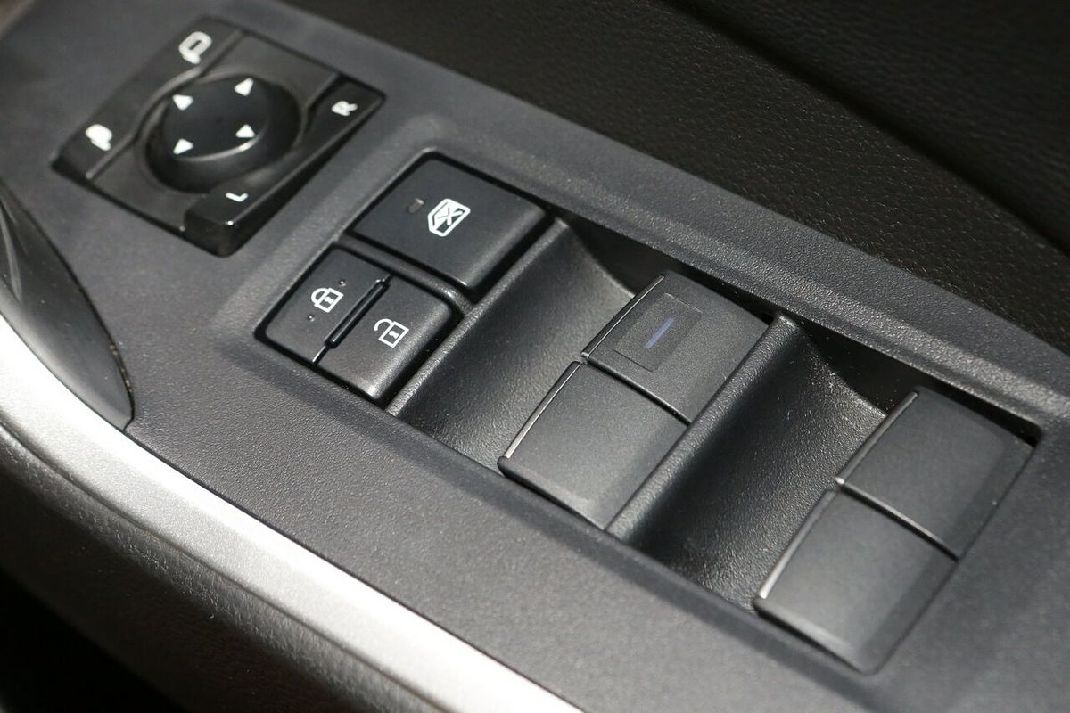 2020 Toyota RAV4 Edge AXAA54R