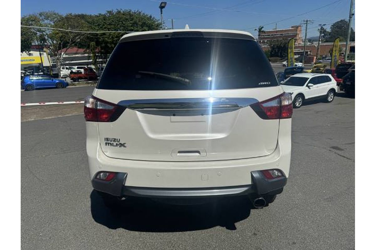 2016 Isuzu MU-X LS-T