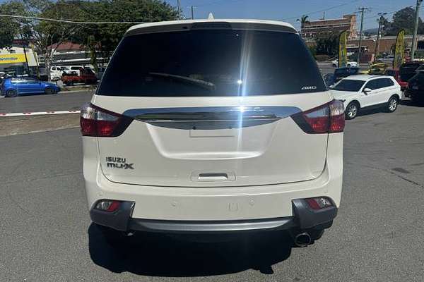 2016 Isuzu MU-X LS-T