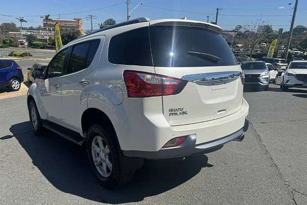 2016 Isuzu MU-X LS-T