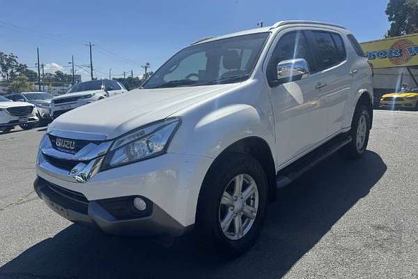 2016 Isuzu MU-X LS-T