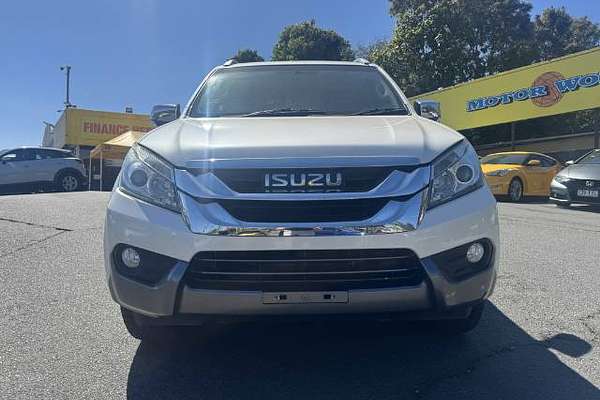 2016 Isuzu MU-X LS-T