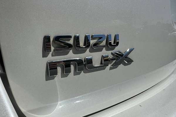 2016 Isuzu MU-X LS-T