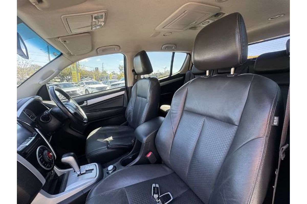 2016 Isuzu MU-X LS-T