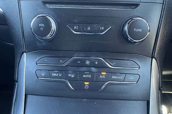2019 Ford Endura ST-Line CA