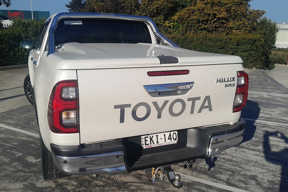 2021 Toyota Hilux SR5 GUN126R 4X4