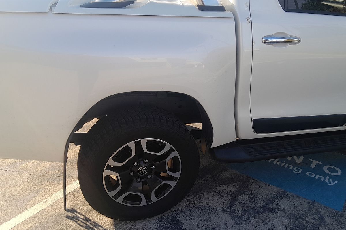 2021 Toyota Hilux SR5 GUN126R 4X4