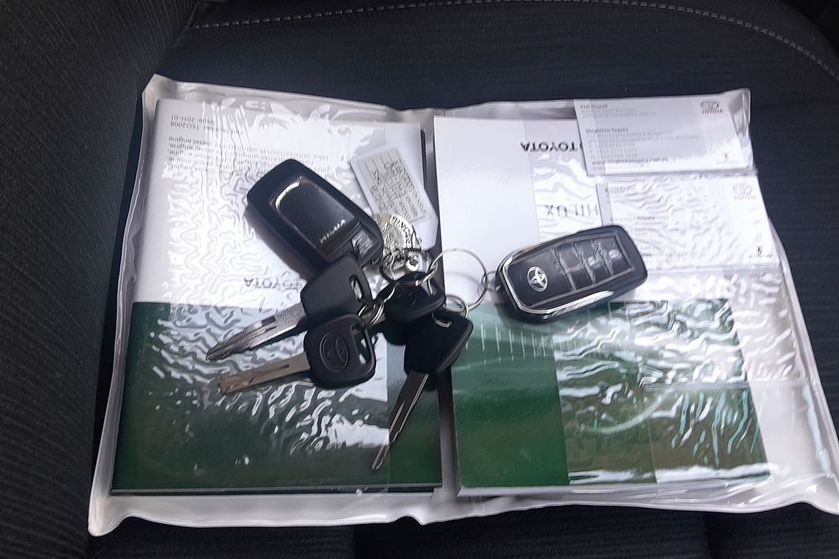2021 Toyota Hilux SR5 GUN126R 4X4