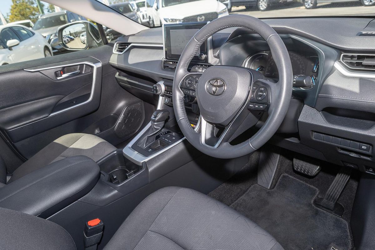 2024 Toyota RAV4 GXL AXAH54R