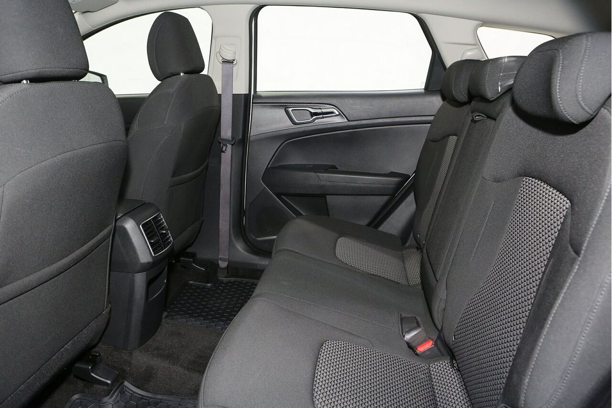 2024 Kia Sportage S NQ5