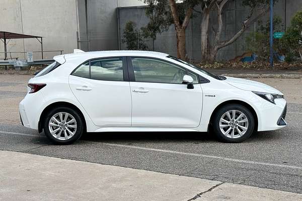 2024 Toyota Corolla Ascent Sport Hybrid ZWE219R