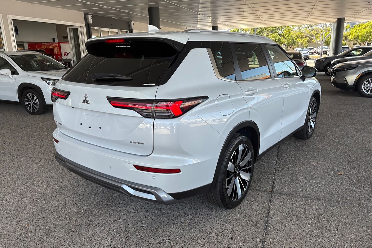2025 Mitsubishi Outlander Aspire ZM