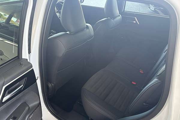 2025 Mitsubishi Outlander Aspire ZM