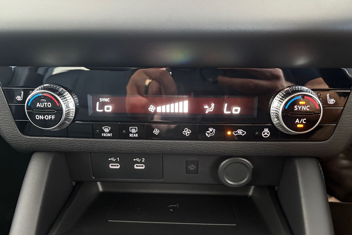 2025 Mitsubishi Outlander Aspire ZM