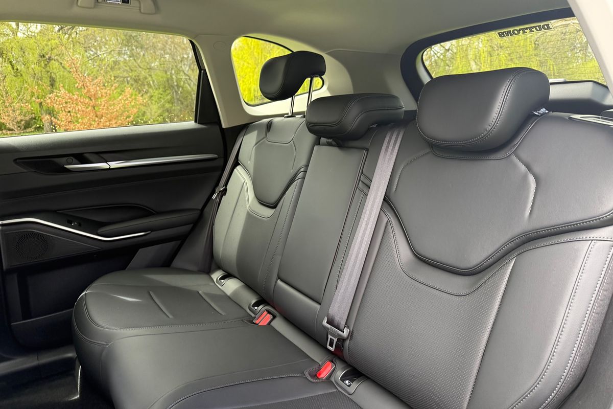 2025 GWM Haval H6 Ultra Hybrid B01