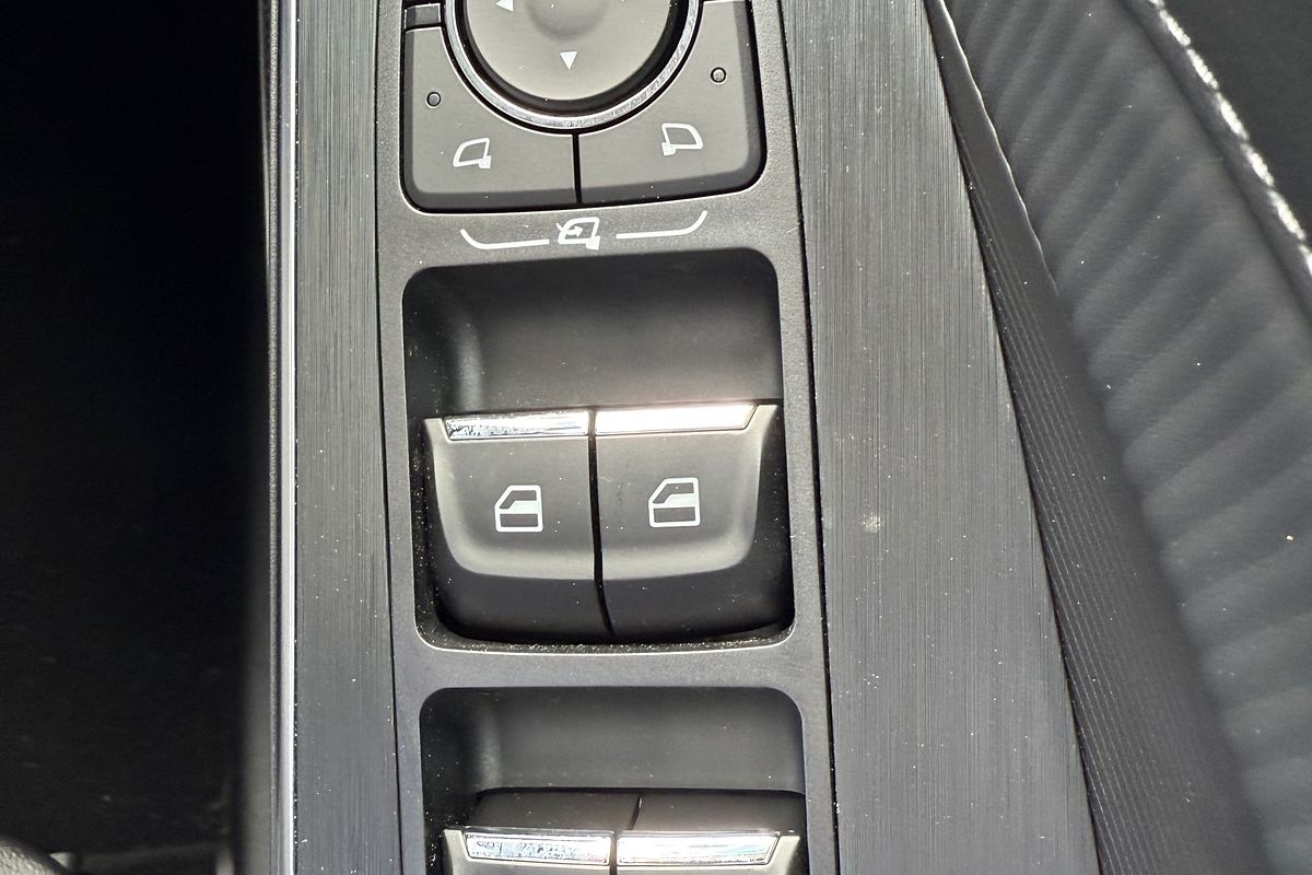 2025 GWM Haval H6 Ultra Hybrid B01