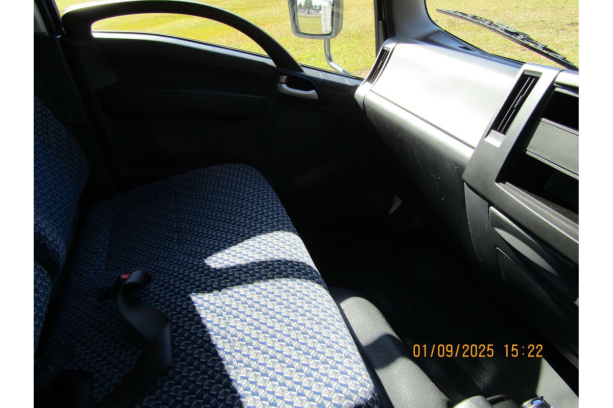 2023 Isuzu N Series NQR 87/80-190 4x2 LWB