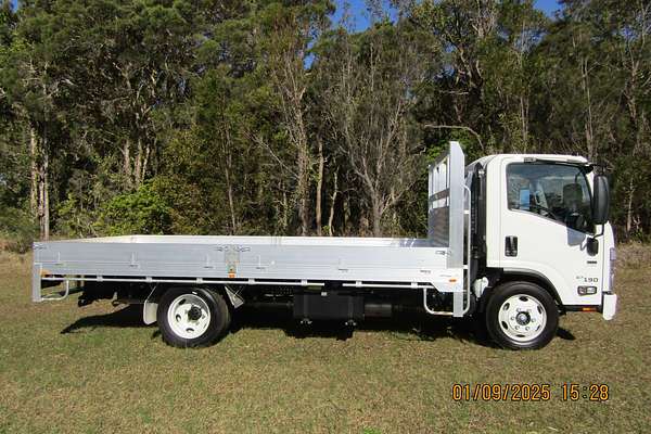 2023 Isuzu N Series NQR 87/80-190 4x2 LWB