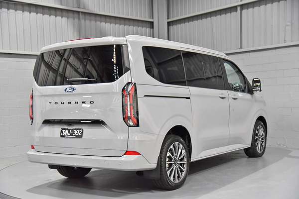 2024 Ford Tourneo Titanium X AV SWB