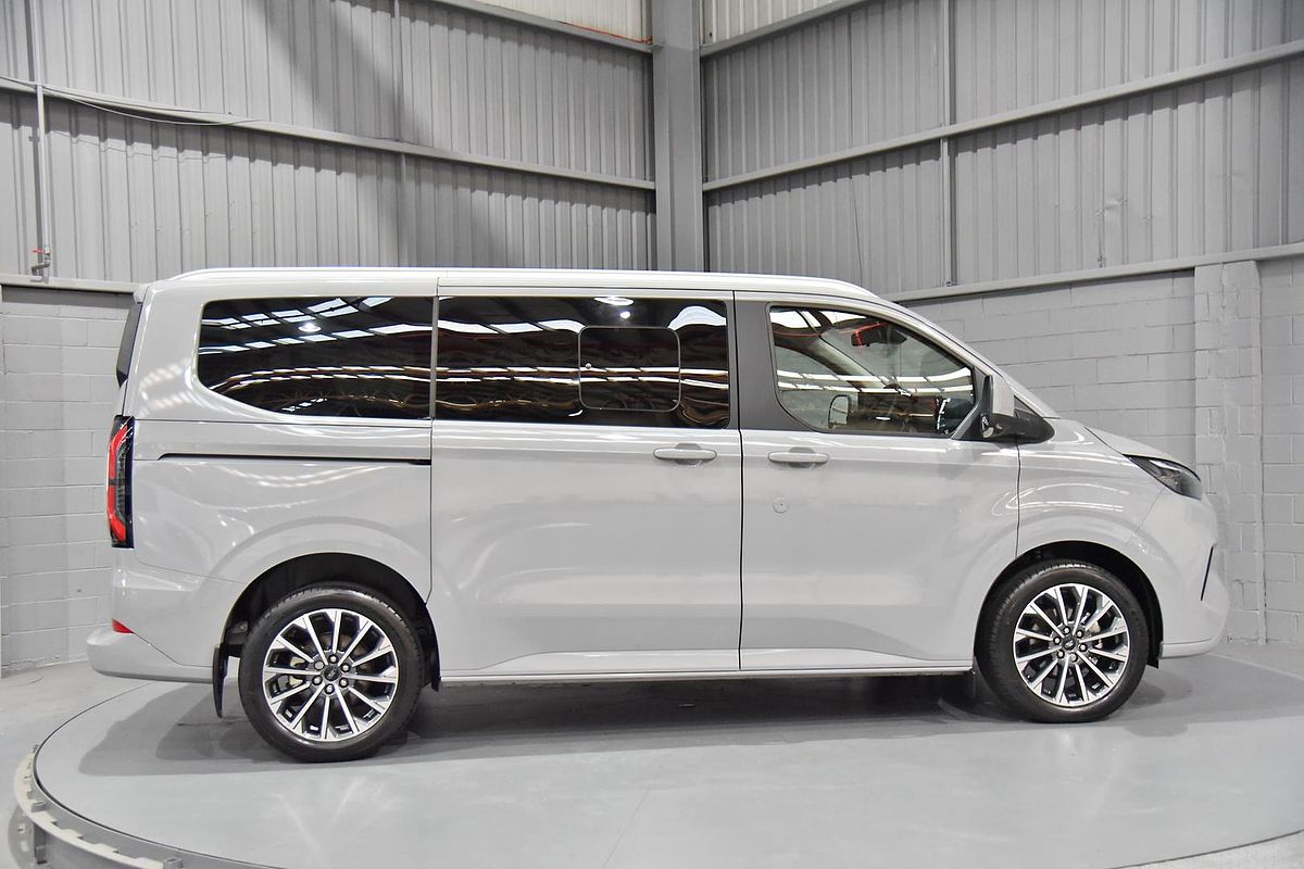 2024 Ford Tourneo Titanium X AV SWB