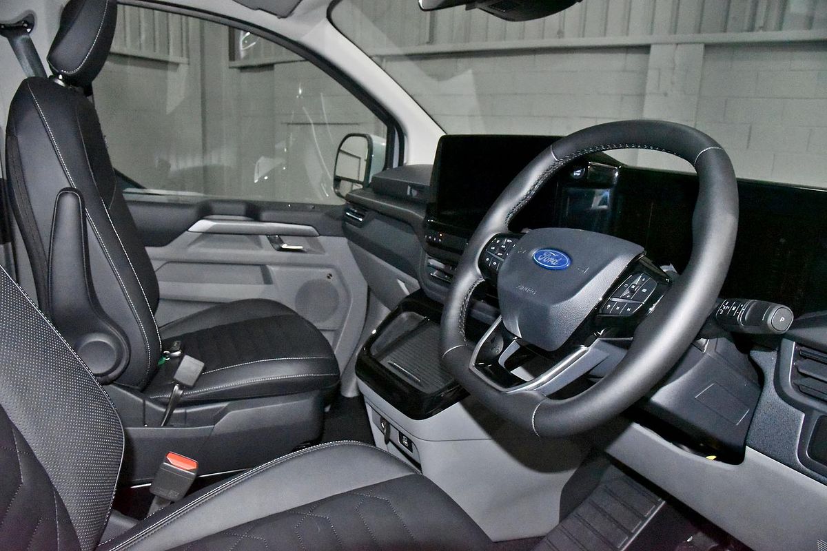 2024 Ford Tourneo Titanium X AV SWB