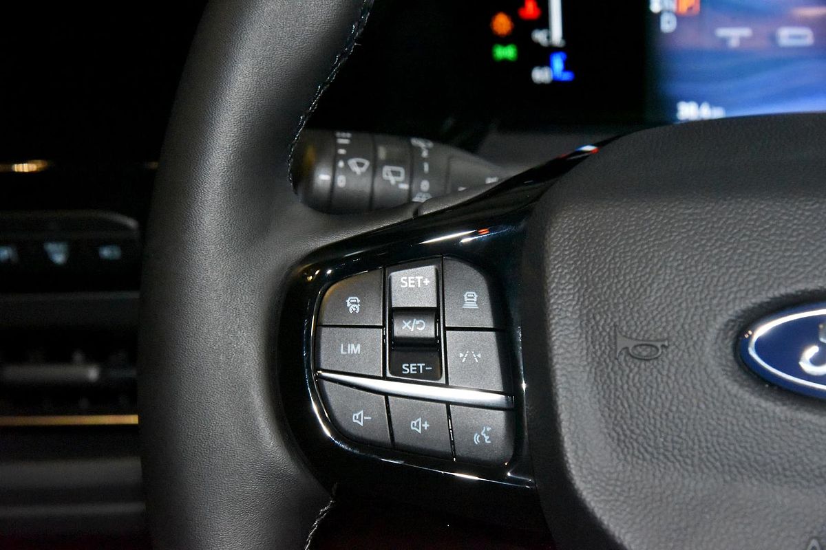 2024 Ford Tourneo Titanium X AV SWB