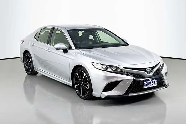 2019 Toyota Camry SX GSV70R