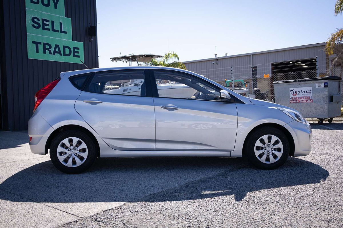 2017 Hyundai Accent Active RB4