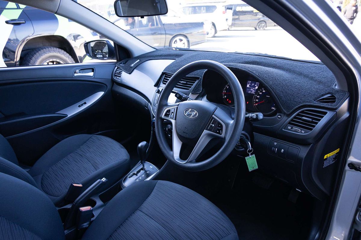 2017 Hyundai Accent Active RB4