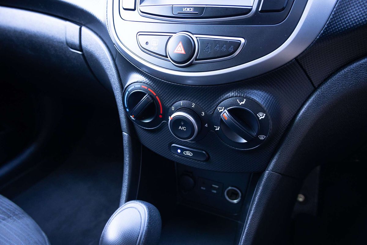 2017 Hyundai Accent Active RB4