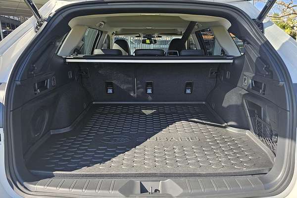 2025 Subaru Outback AWD Touring XT 6GEN