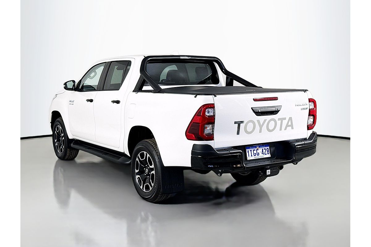 2024 Toyota Hilux SR5 48V GUN126R 4X4