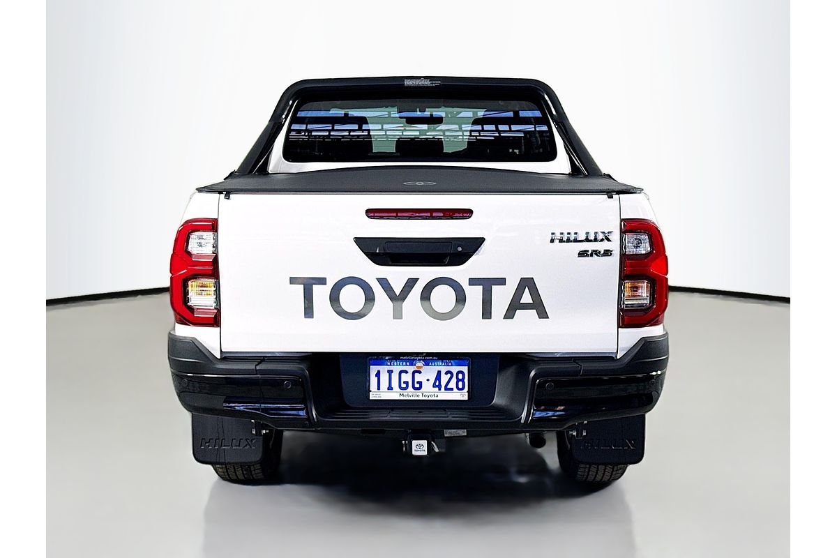 2024 Toyota Hilux SR5 48V GUN126R 4X4