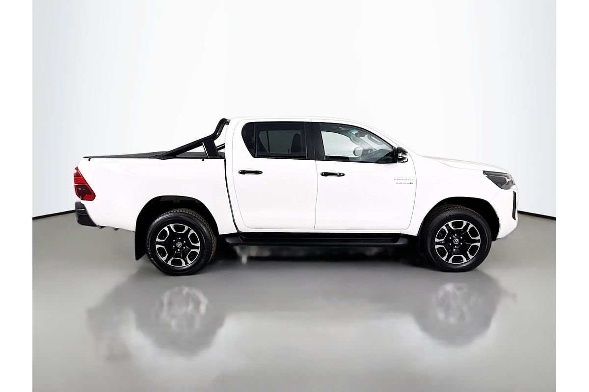 2024 Toyota Hilux SR5 48V GUN126R 4X4