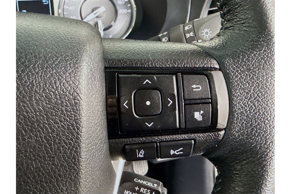 2024 Toyota Hilux SR5 48V GUN126R 4X4