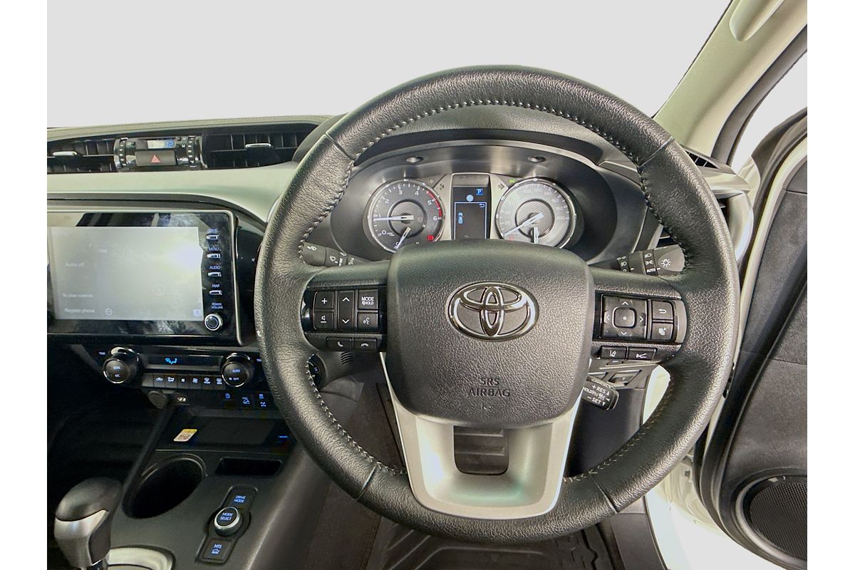 2024 Toyota Hilux SR5 48V GUN126R 4X4