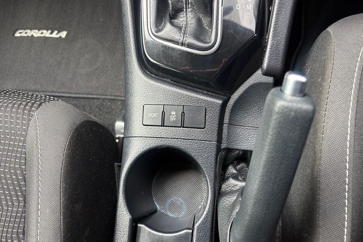 2018 Toyota Corolla Ascent Sport ZRE182R